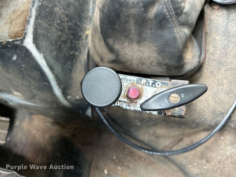 image for item OK9736 1993 Chevrolet C7  dump flatbed truck