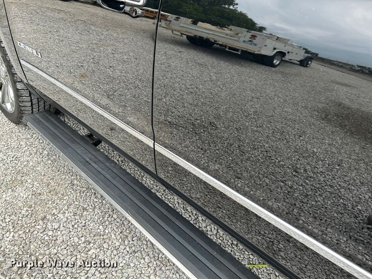 image for item OK9738 2016 GMC Yukon XL Denali  SUV