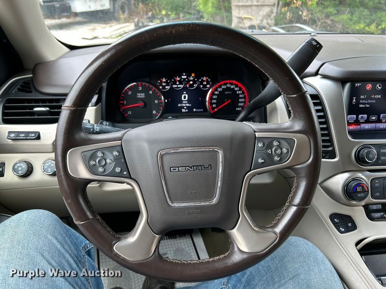 image for item OK9738 2016 GMC Yukon XL Denali  SUV