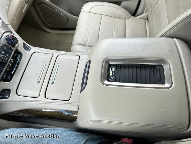 image for item OK9738 2016 GMC Yukon XL Denali  SUV