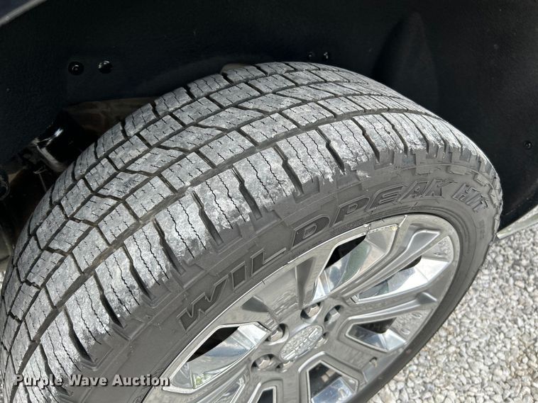 image for item OK9738 2016 GMC Yukon XL Denali  SUV