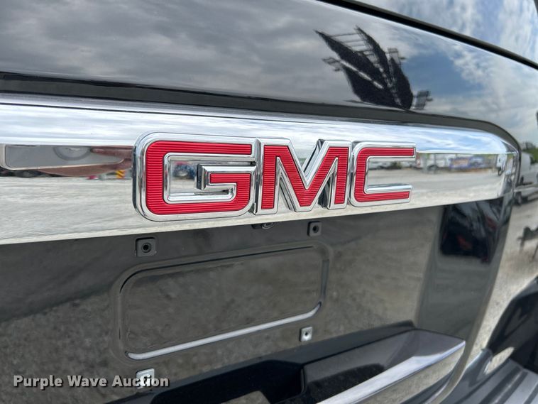 image for item OK9738 2016 GMC Yukon XL Denali  SUV