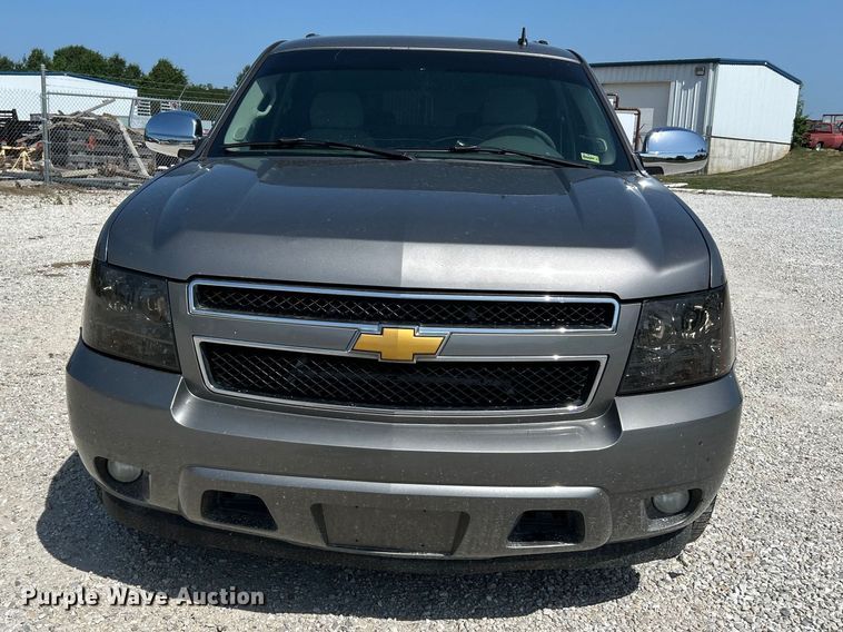 image for item OK9754 2007 Chevrolet Suburban LT  SUV
