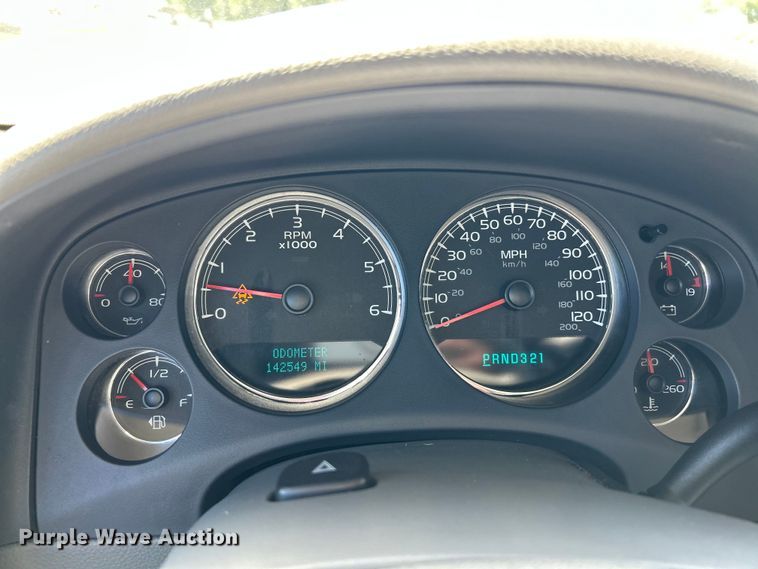 image for item OK9754 2007 Chevrolet Suburban LT  SUV