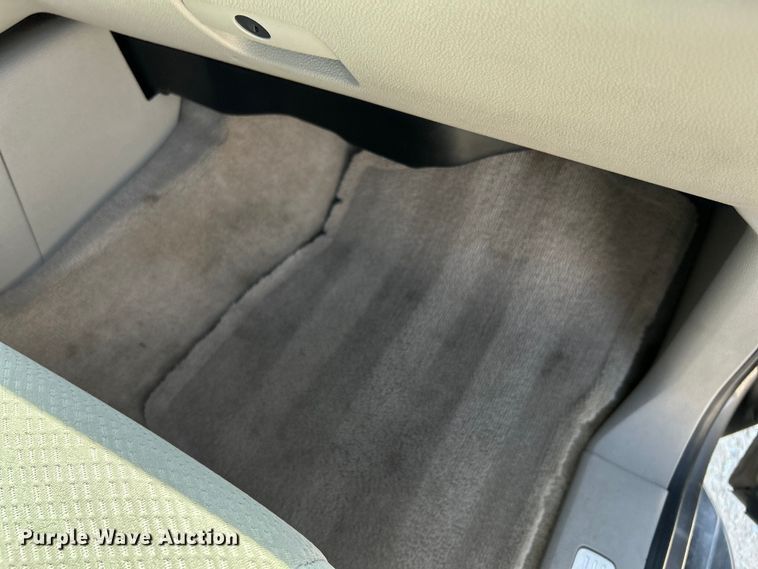 image for item OK9754 2007 Chevrolet Suburban LT  SUV