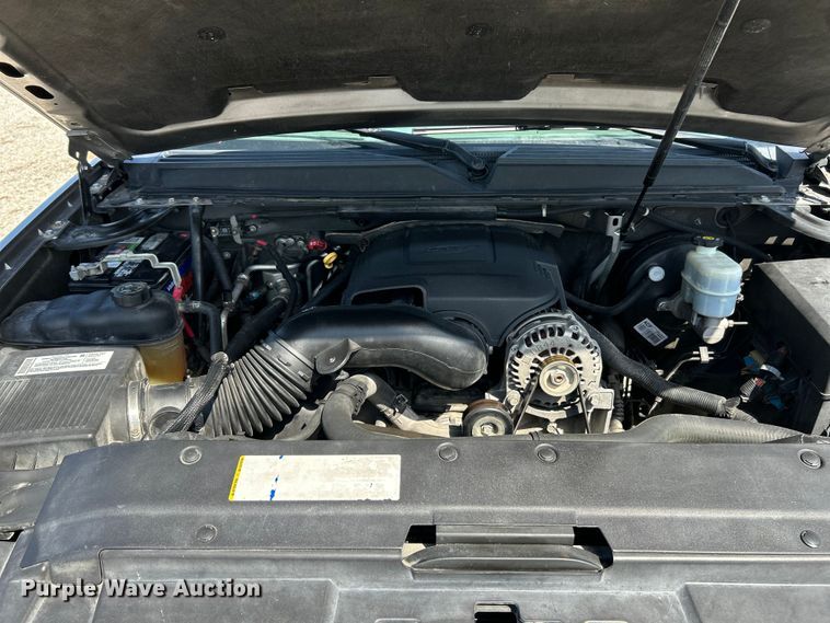 image for item OK9754 2007 Chevrolet Suburban LT  SUV