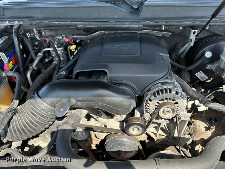 image for item OK9754 2007 Chevrolet Suburban LT  SUV