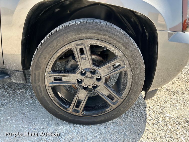 image for item OK9754 2007 Chevrolet Suburban LT  SUV