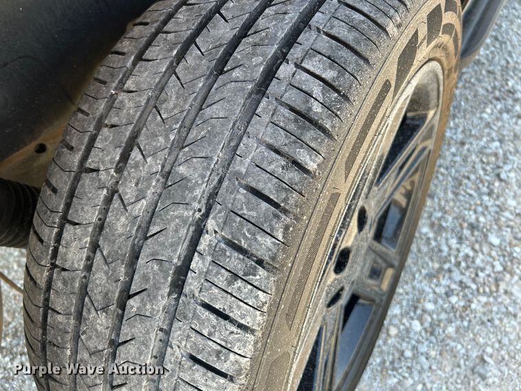 image for item OK9754 2007 Chevrolet Suburban LT  SUV