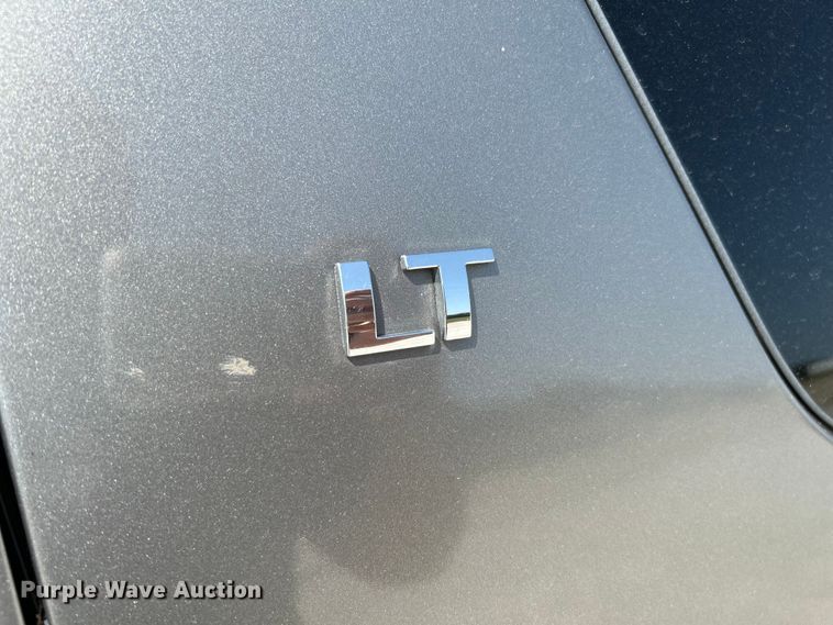 image for item OK9754 2007 Chevrolet Suburban LT  SUV