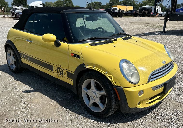 image for item OK9755 2006 Mini Cooper  convertible