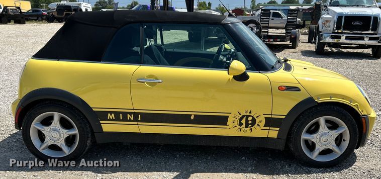 image for item OK9755 2006 Mini Cooper  convertible