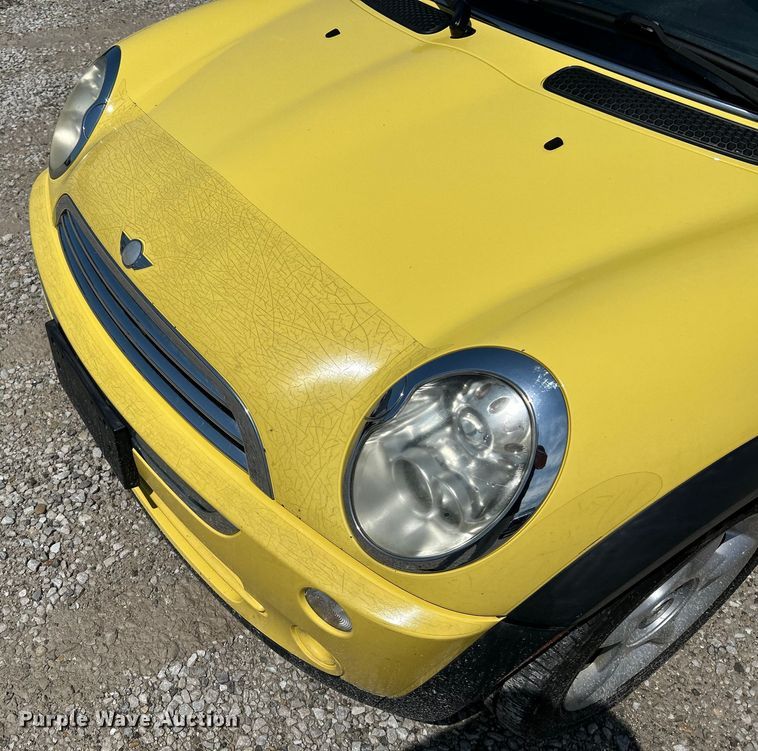 image for item OK9755 2006 Mini Cooper  convertible