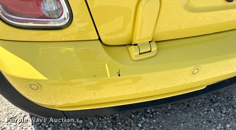 image for item OK9755 2006 Mini Cooper  convertible