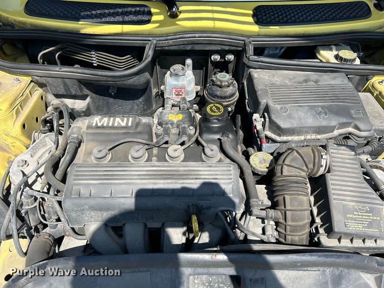 image for item OK9755 2006 Mini Cooper  convertible