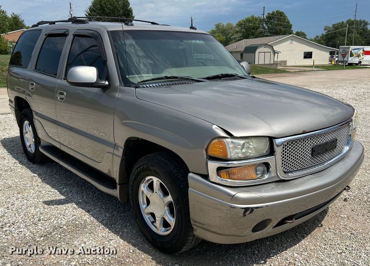 image for item OK9756 2003 GMC Yukon Denali  SUV