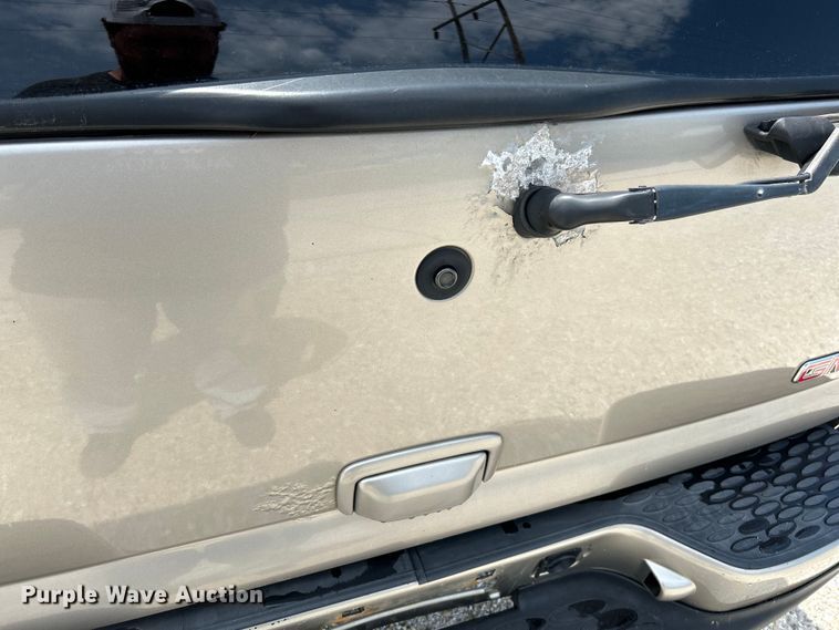 image for item OK9756 2003 GMC Yukon Denali  SUV