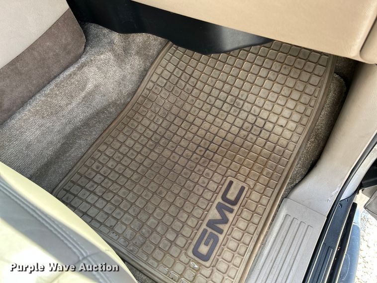 image for item OK9756 2003 GMC Yukon Denali  SUV