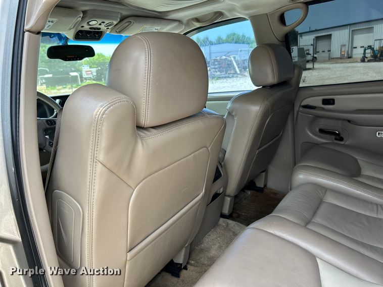 image for item OK9756 2003 GMC Yukon Denali  SUV