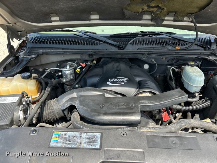 image for item OK9756 2003 GMC Yukon Denali  SUV