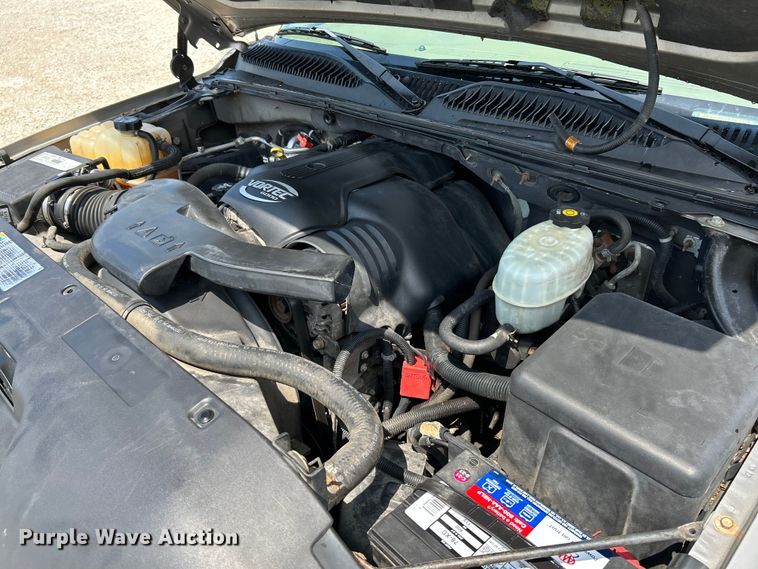 image for item OK9756 2003 GMC Yukon Denali  SUV