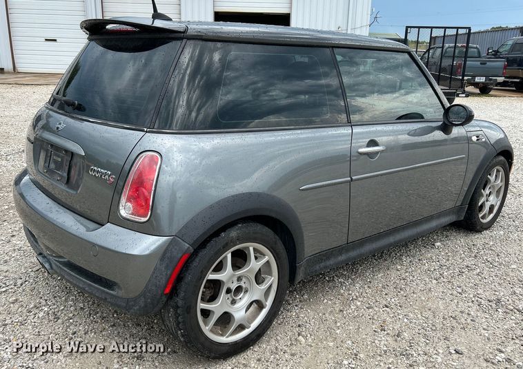 image for item OK9757 2005 Mini Cooper S