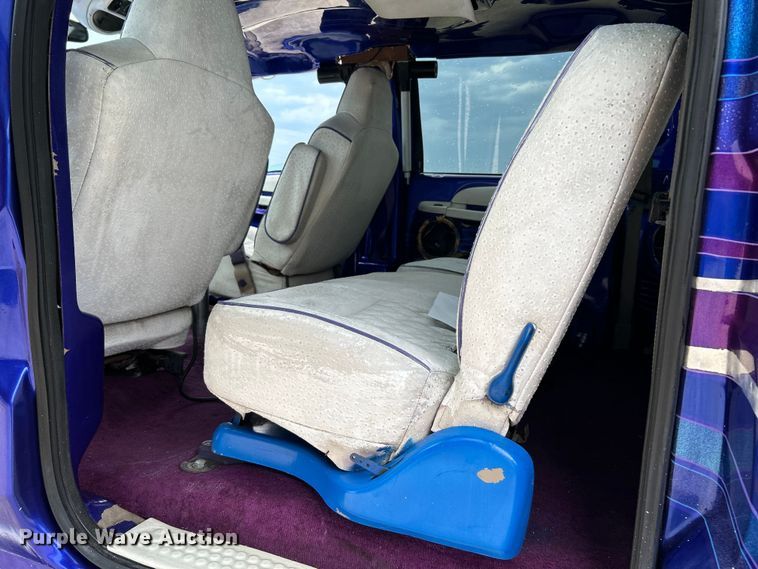 image for item OK9758 2004 Ford Excursion  SUV