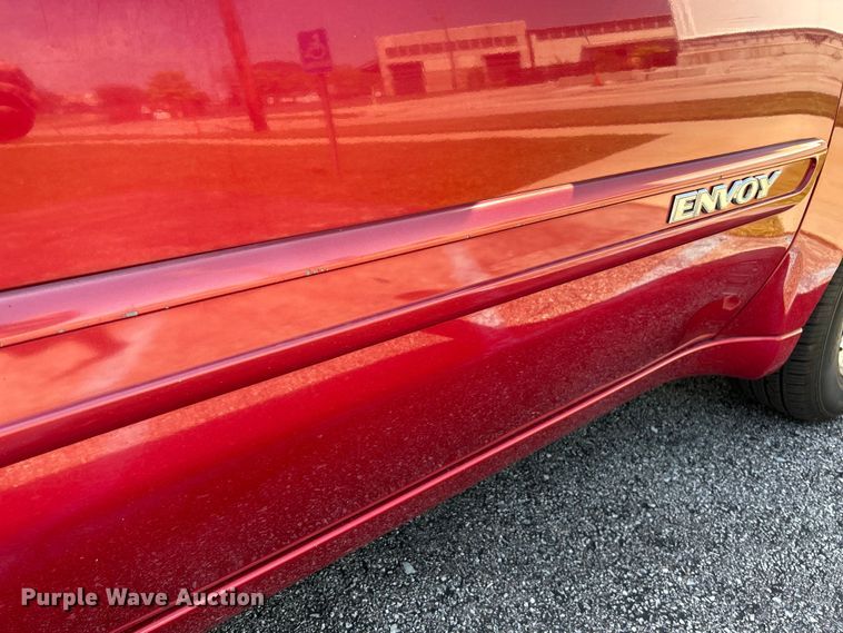 image for item OK9764 2004 GMC Envoy XL  SUV