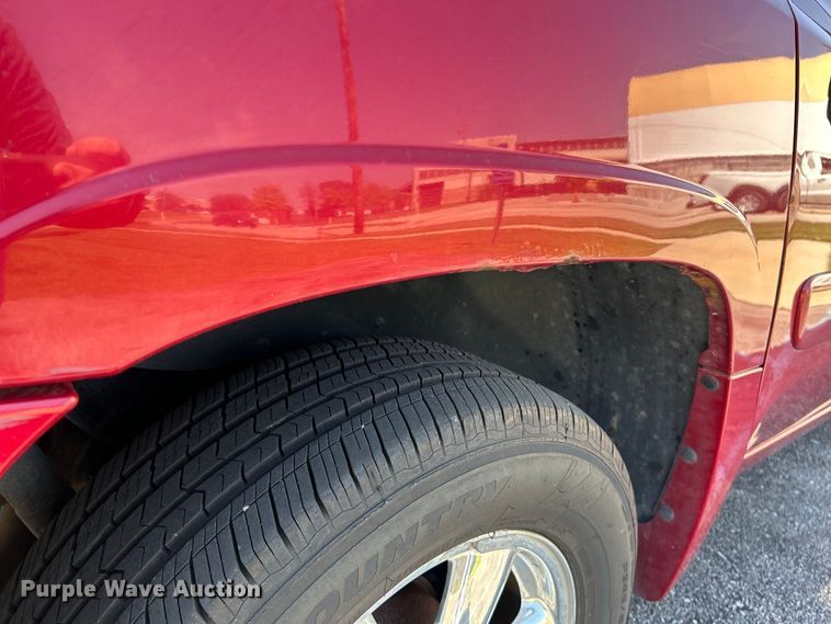 image for item OK9764 2004 GMC Envoy XL  SUV