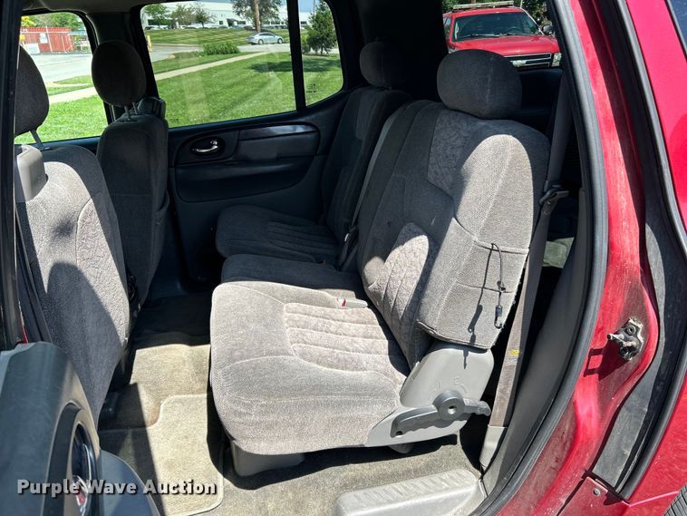 image for item OK9764 2004 GMC Envoy XL  SUV