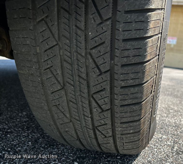 image for item OK9764 2004 GMC Envoy XL  SUV