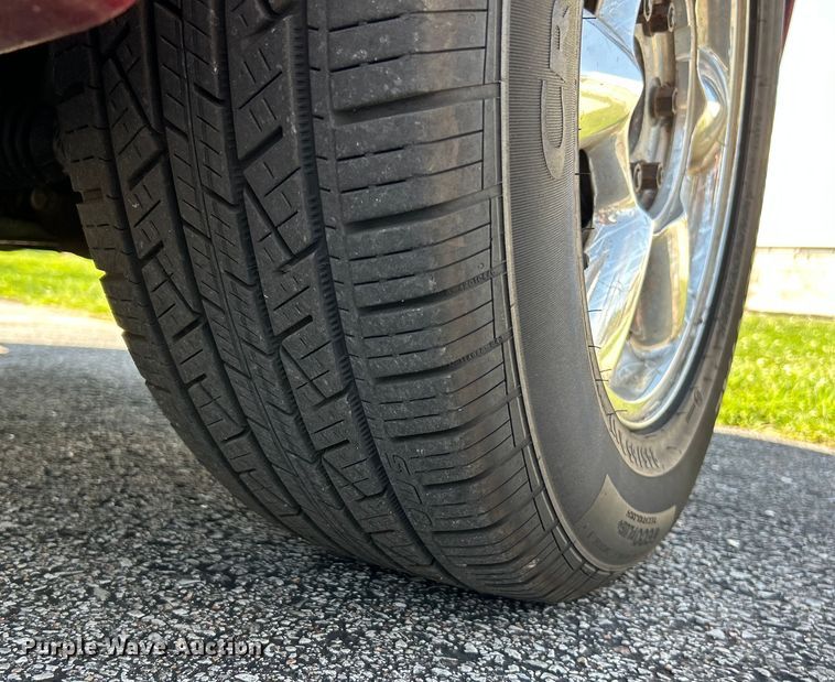 image for item OK9764 2004 GMC Envoy XL  SUV