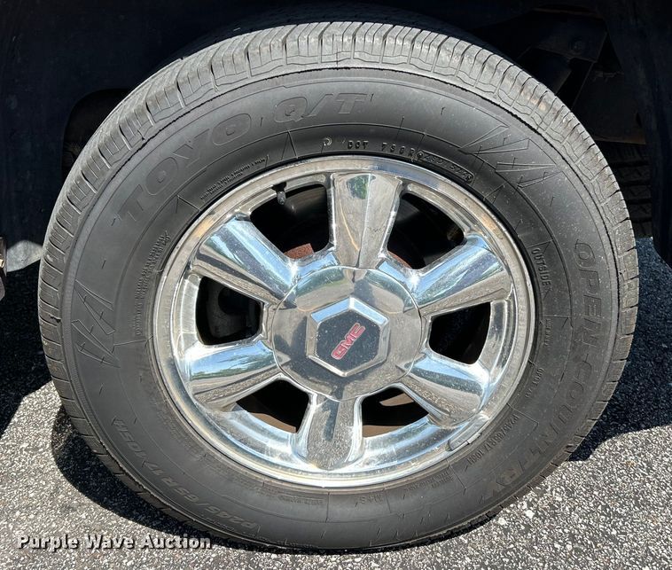 image for item OK9764 2004 GMC Envoy XL  SUV