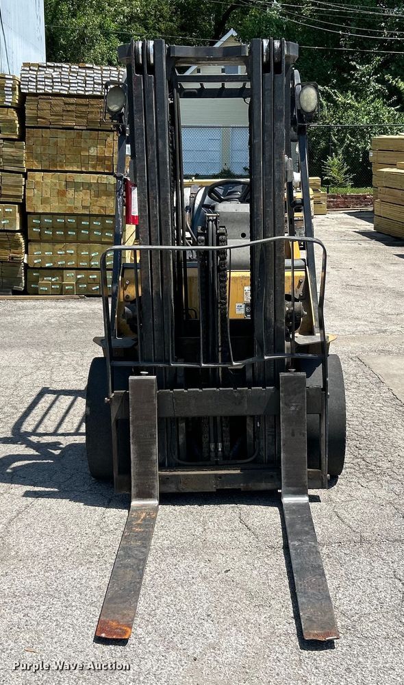 image for item OK9765 Caterpillar 2P6000  forklift