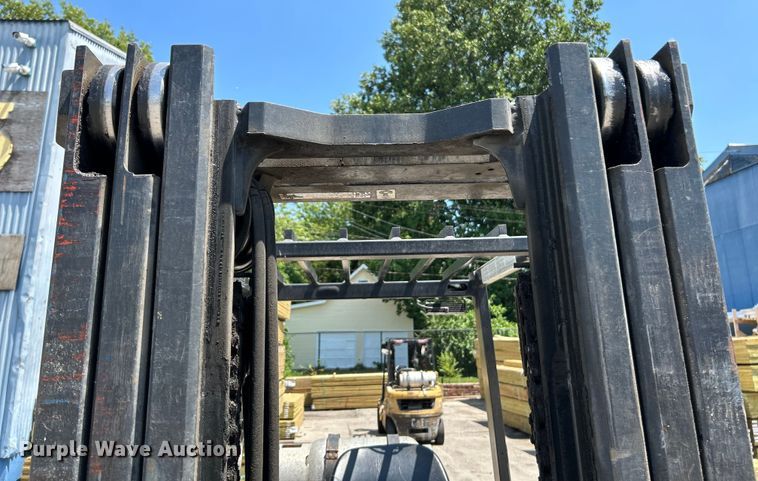 image for item OK9765 Caterpillar 2P6000  forklift