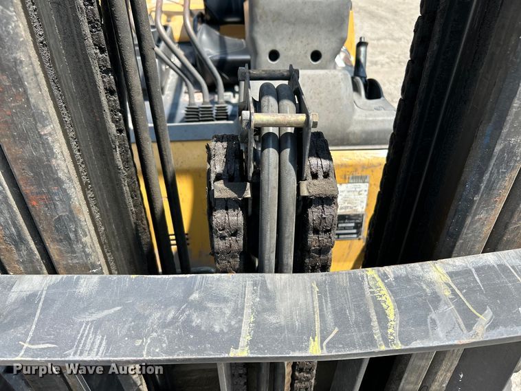 image for item OK9765 Caterpillar 2P6000  forklift