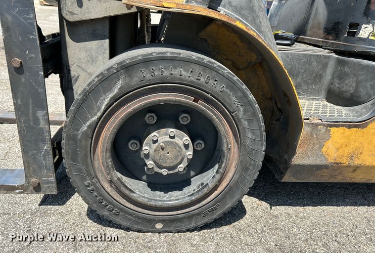 image for item OK9765 Caterpillar 2P6000  forklift