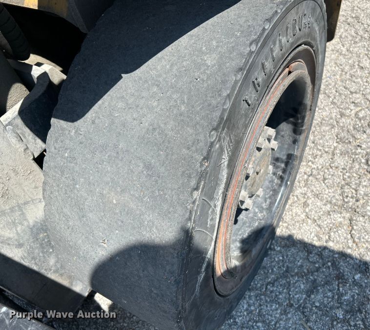 image for item OK9765 Caterpillar 2P6000  forklift