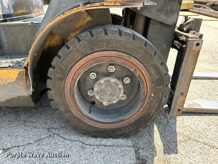 image for item OK9766 Caterpillar 2P6000  forklift