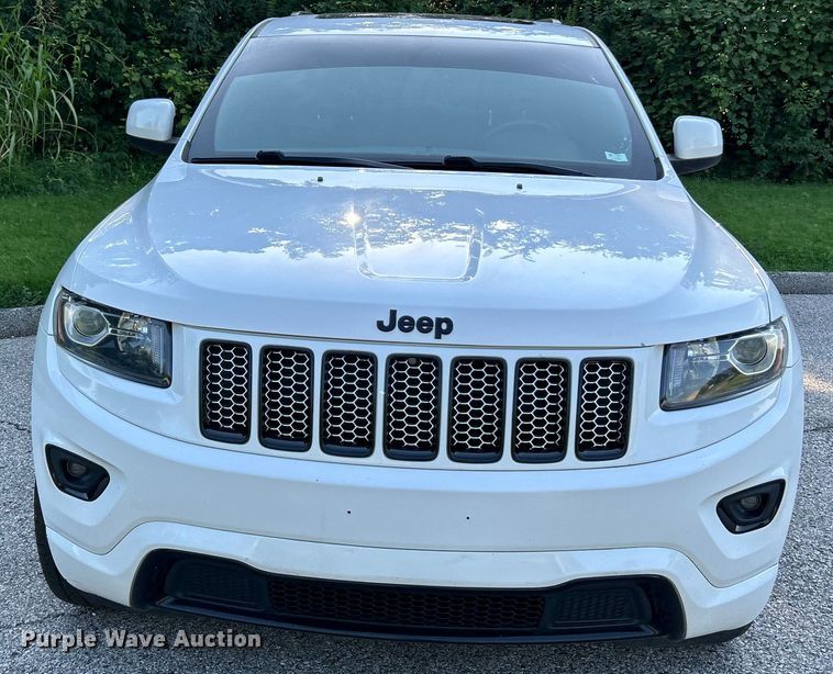 image for item OK9770 2014 Jeep Grand Cherokee  SUV