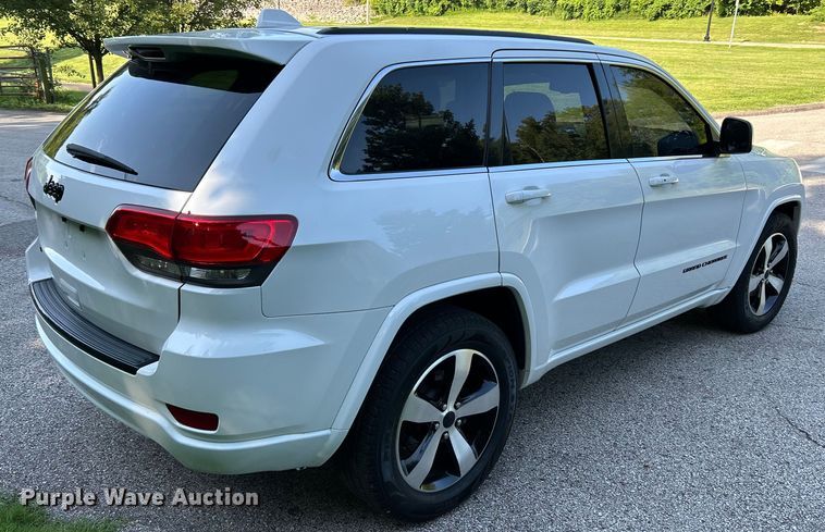 image for item OK9770 2014 Jeep Grand Cherokee  SUV