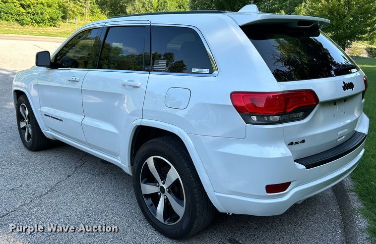 image for item OK9770 2014 Jeep Grand Cherokee  SUV