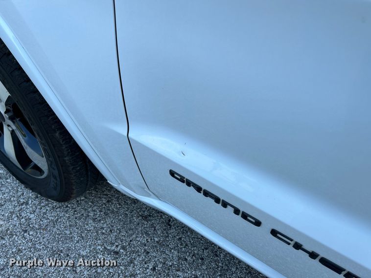 image for item OK9770 2014 Jeep Grand Cherokee  SUV