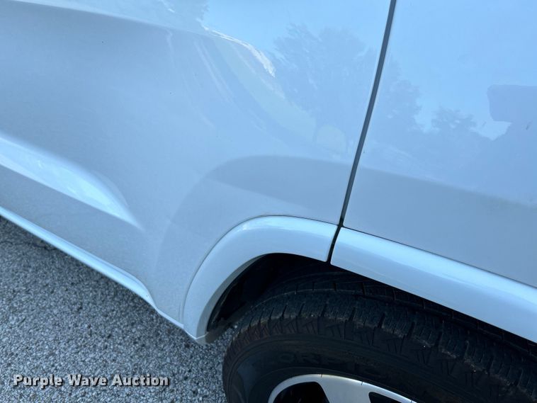 image for item OK9770 2014 Jeep Grand Cherokee  SUV