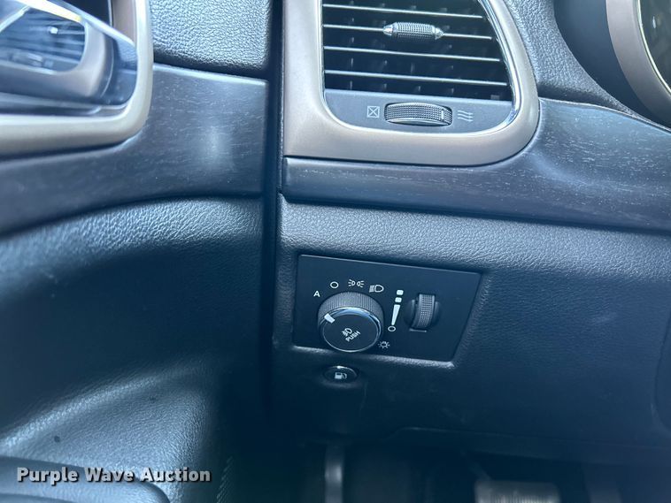 image for item OK9770 2014 Jeep Grand Cherokee  SUV