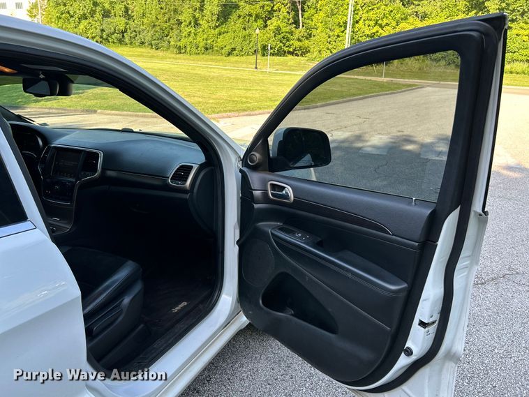 image for item OK9770 2014 Jeep Grand Cherokee  SUV