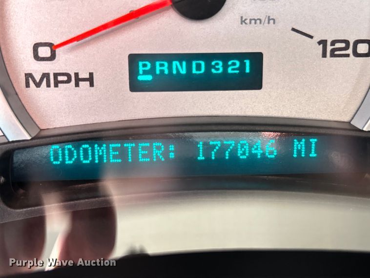 image for item OK9771 2003 Chevrolet Avalanche  limousine