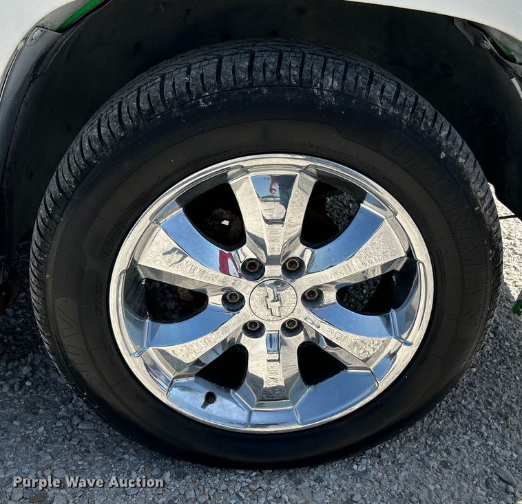 image for item OK9771 2003 Chevrolet Avalanche  limousine