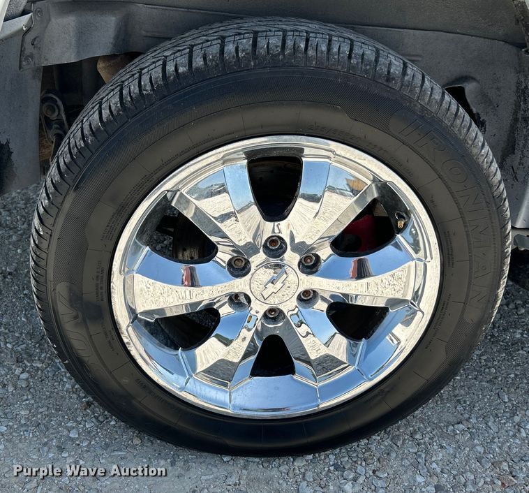 image for item OK9771 2003 Chevrolet Avalanche  limousine