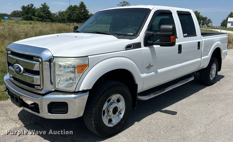image for item OK9772 2011 Ford F250 Super Duty XLT  Crew Cab pickup truck